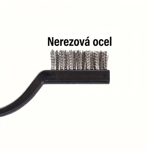 Detail nerezových drátěných štětin kartáčku pro čištění jemných dílů